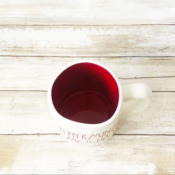 Rae Dunn PEPPERMINT MOCHA 16 Ounce Christmas Mug - Picture 7 of 8